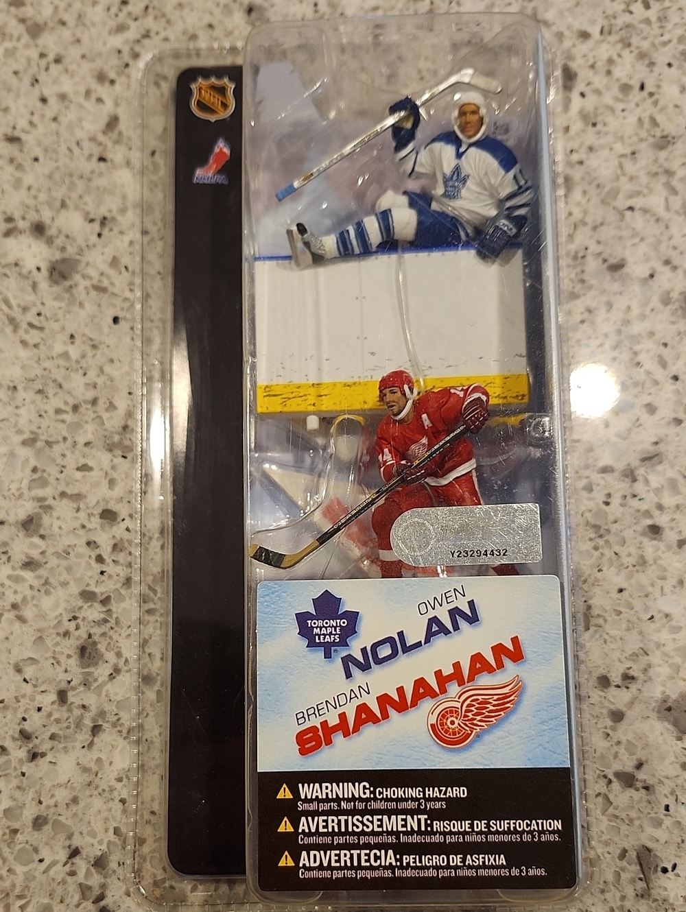 NHL Dual Player Pack — Toronto Maple Leafs Blue & Detroit Red Figures